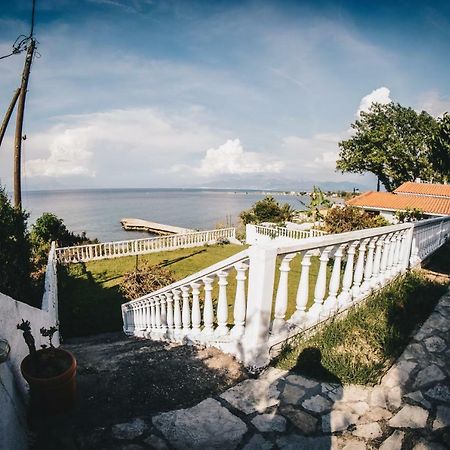 Villa Galanis By The Sea Ніфорейка Екстер'єр фото